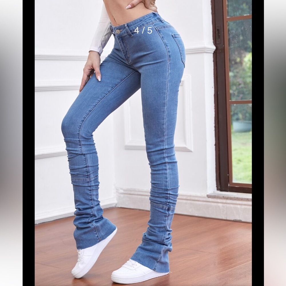 💥💥Sale💥💥NWOT SHEIN High Waist Stacked Jeans Size 2/ XS